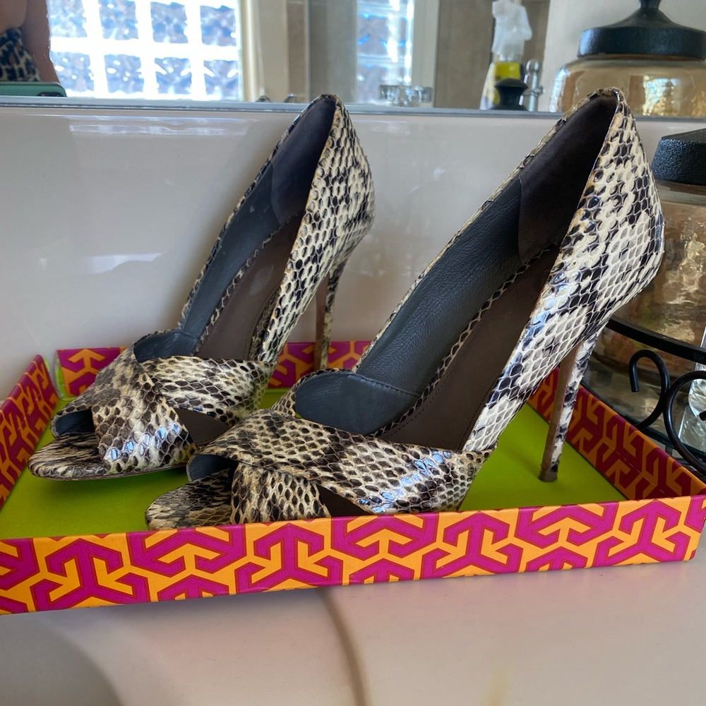 Tory Burch Amira Watersnake Open Tow Pumps. Worn 3 times.